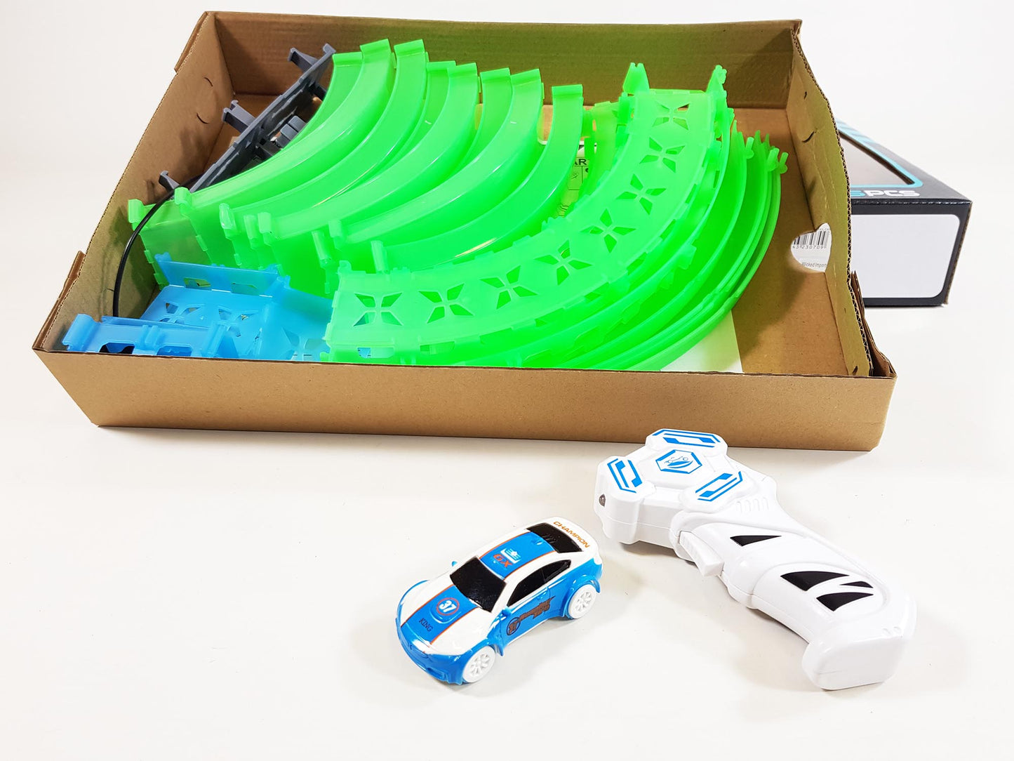 Hot Wheels Style Kids RC Race Train Track Stunt Rail Car Glow In The Dark Build Your Own Toy Set