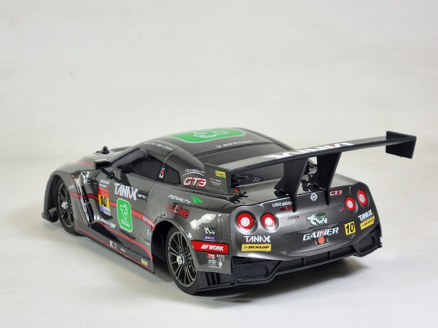 Licensed Nissan Nismo GAINER TANAX Triple a GT-R 4WD 2.4ghz R/c Drift Car Model Radio Remote Control 1:16 Model