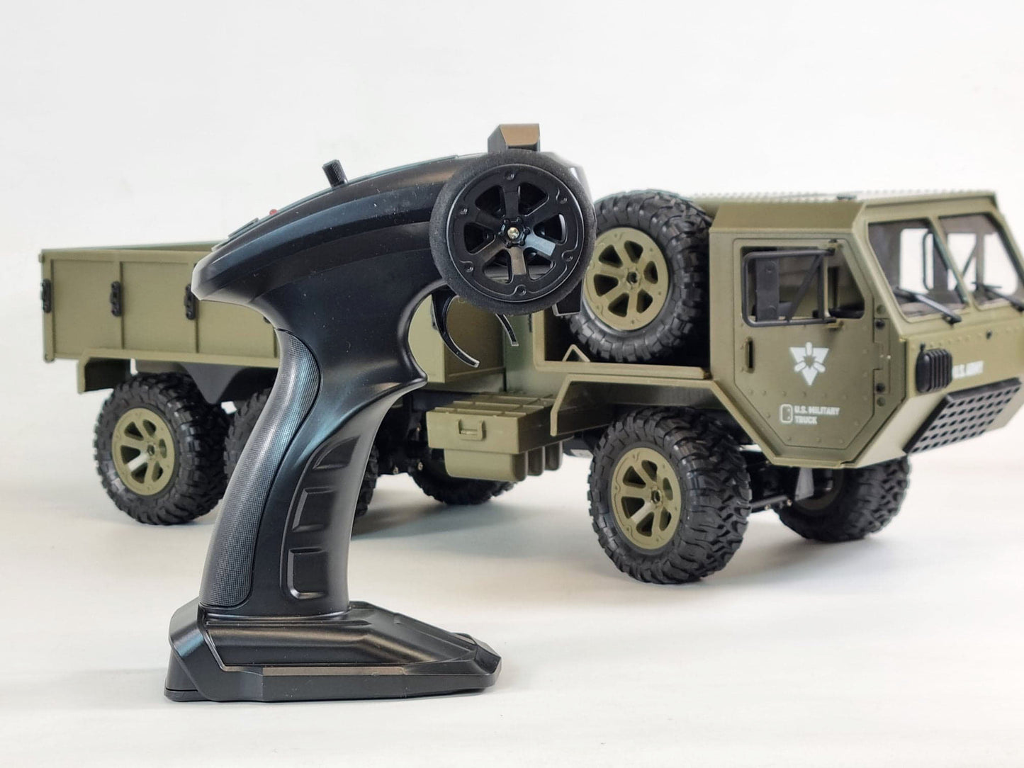 RC Military Truck Willys Jeep 6WD Off Road 6x6 FY00A Radio Control Army Truck Radio Control 1/12 US Army Model Tank