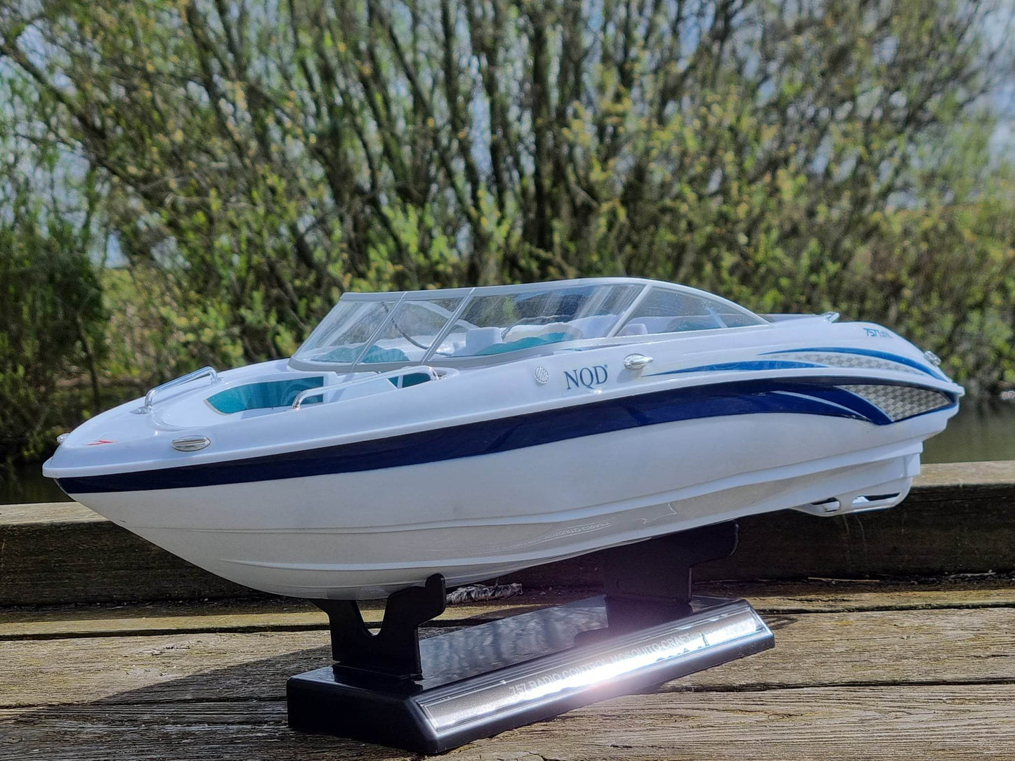 1:25 White Radio Remote Control RC Atlantic Sea Tour Racing Speed Boat Yacht RTR
