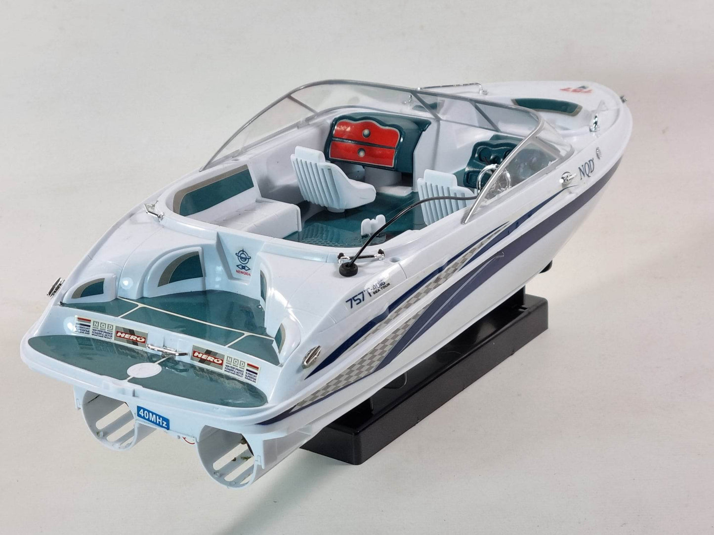 1:25 White Radio Remote Control RC Atlantic Sea Tour Racing Speed Boat Yacht RTR