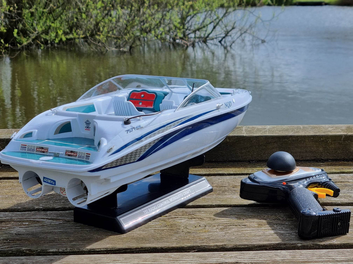 1:25 White Radio Remote Control RC Atlantic Sea Tour Racing Speed Boat Yacht RTR