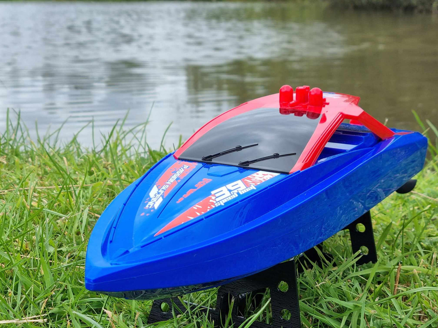 RC Racing Speedboat Rabing H100 H109 Twin Motor 2.4ghz Atlantic Yacht R/C Race Boat 35KMH Battery power