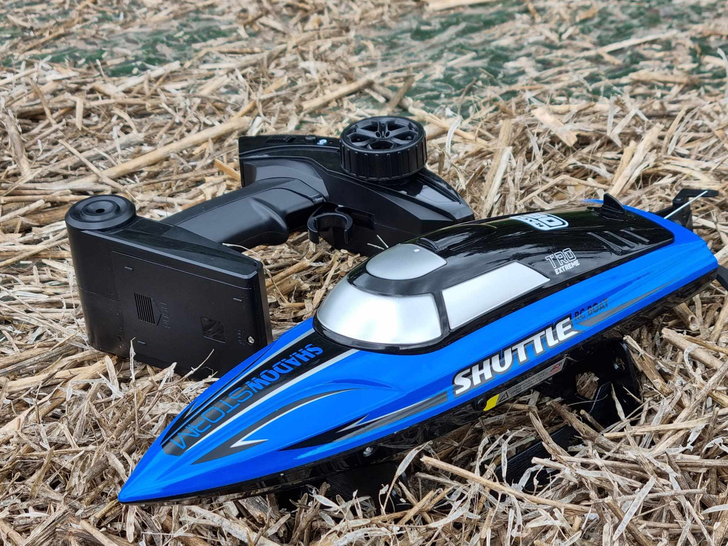 2.4G STORM RC Boat 20mph High Speed Remote Control Racing Ship Water Speed Boat