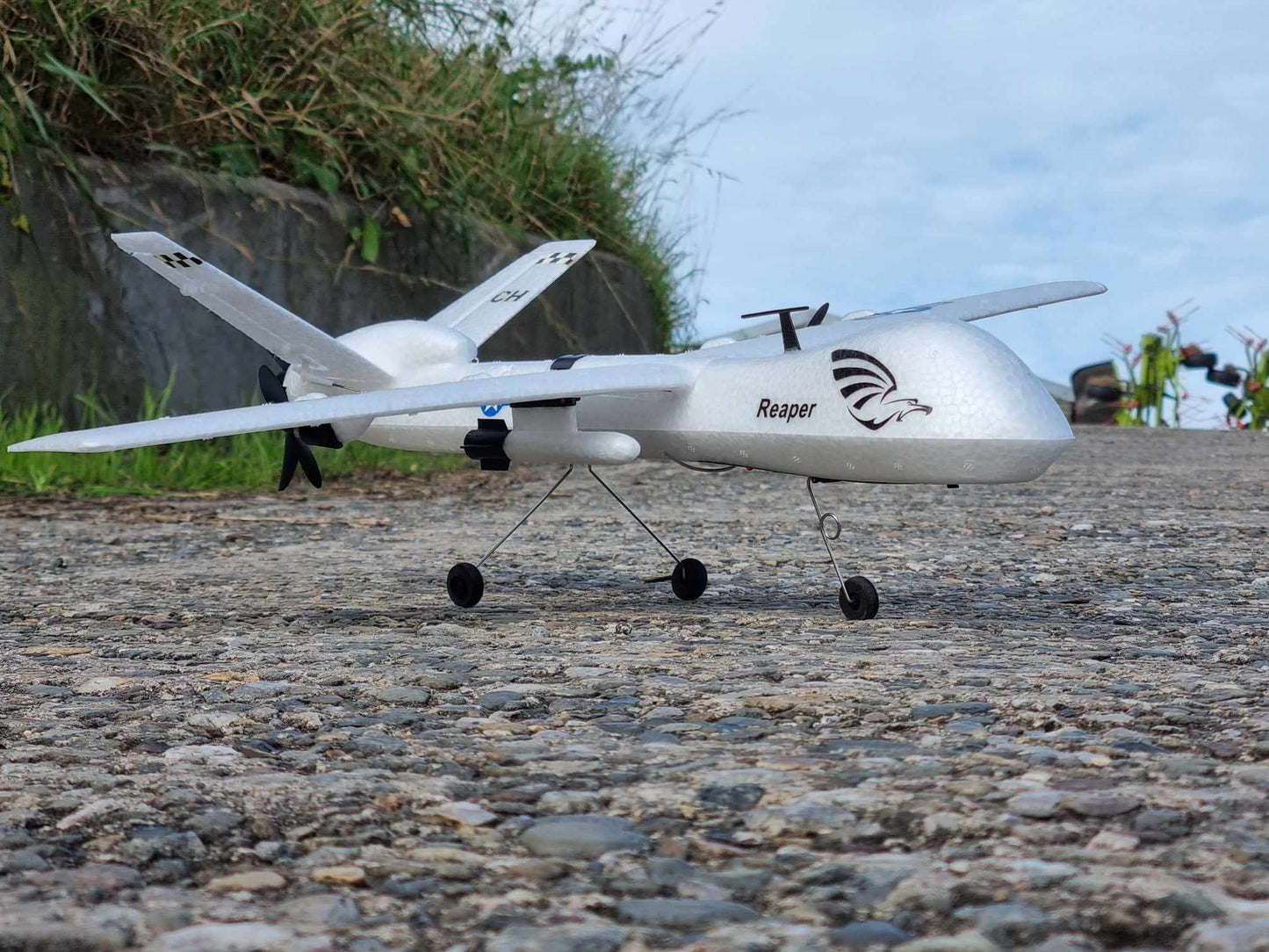 RC Jet Plane Model Drone Radio Control 2.4G 3.5Ch Plane Toy EPP Foam Remote Control Airplane RC Glider