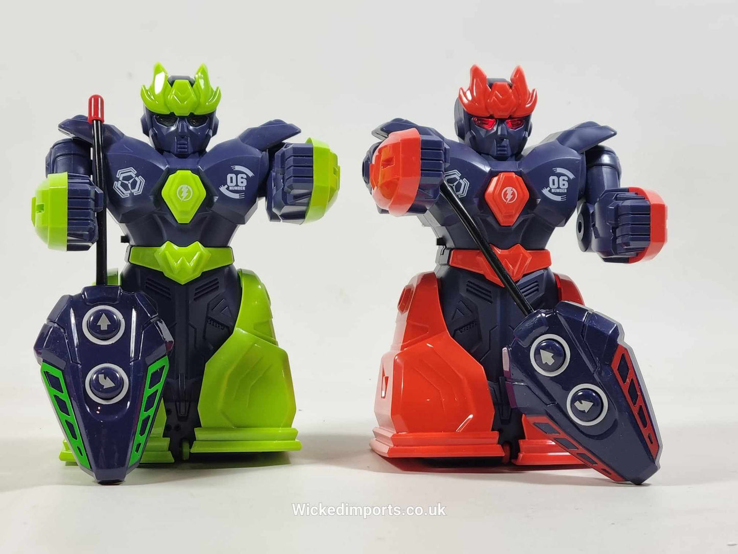 Remote Control Christmas Dinner BATTLE ROBOT Fighting Boxing Match PAIR ROBOT WARS