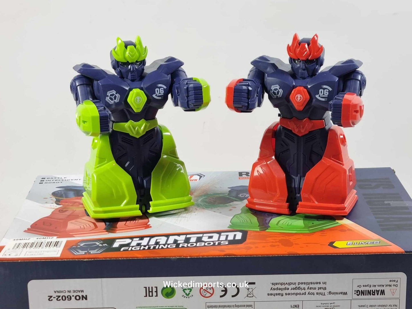 Remote Control Christmas Dinner BATTLE ROBOT Fighting Boxing Match PAIR ROBOT WARS