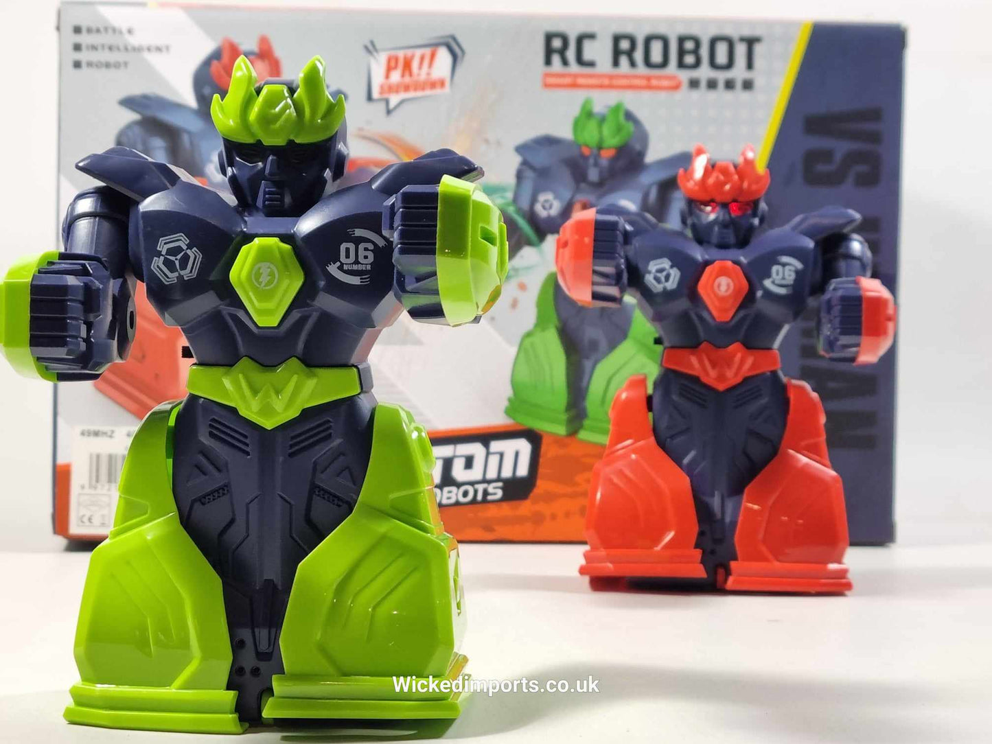 Remote Control Christmas Dinner BATTLE ROBOT Fighting Boxing Match PAIR ROBOT WARS