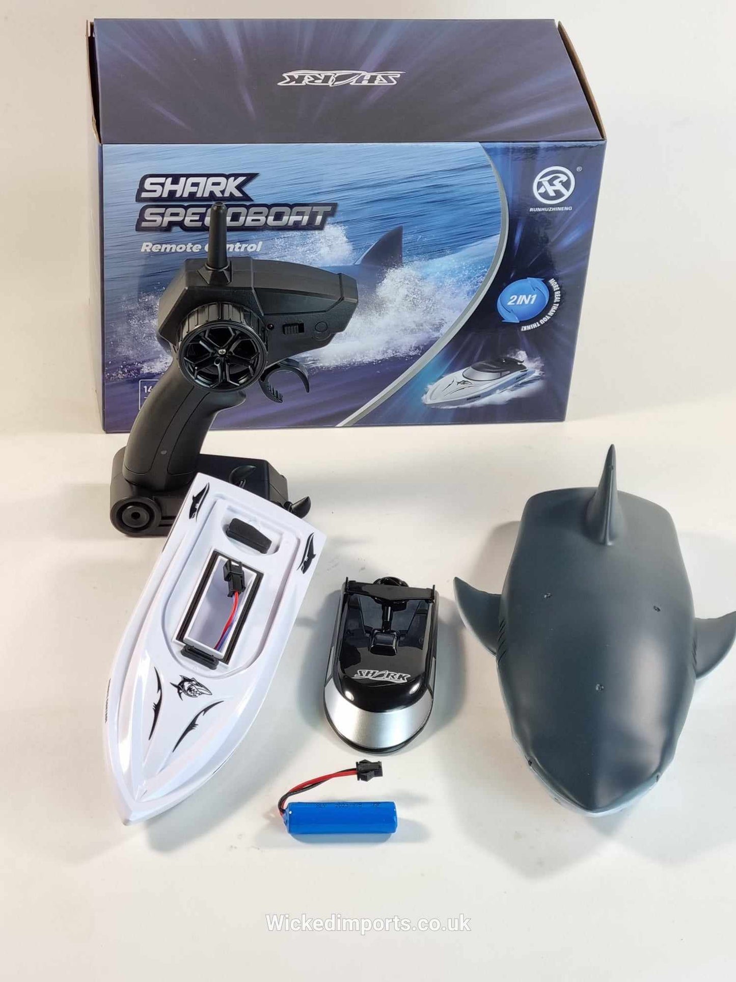 Remote Control Boat Shark RC Shark Boat Toy 2 in 1, 2.4GHz RC Electric Boat, Kids Electric Shark Toy for Pools and Lakes, Summer Toy Gift for Pool Lake Pond