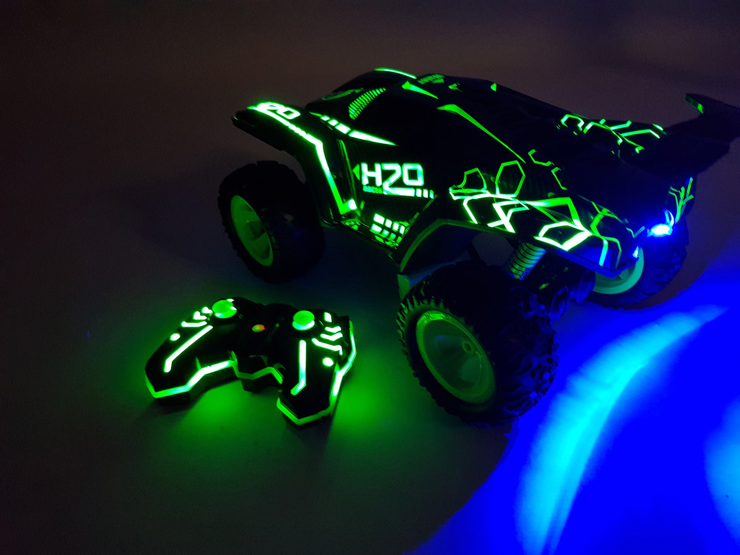 REAL SMOKING STEAM Power Radio Control RC 2.4G 4WD Light Up Monster Truck Buggy