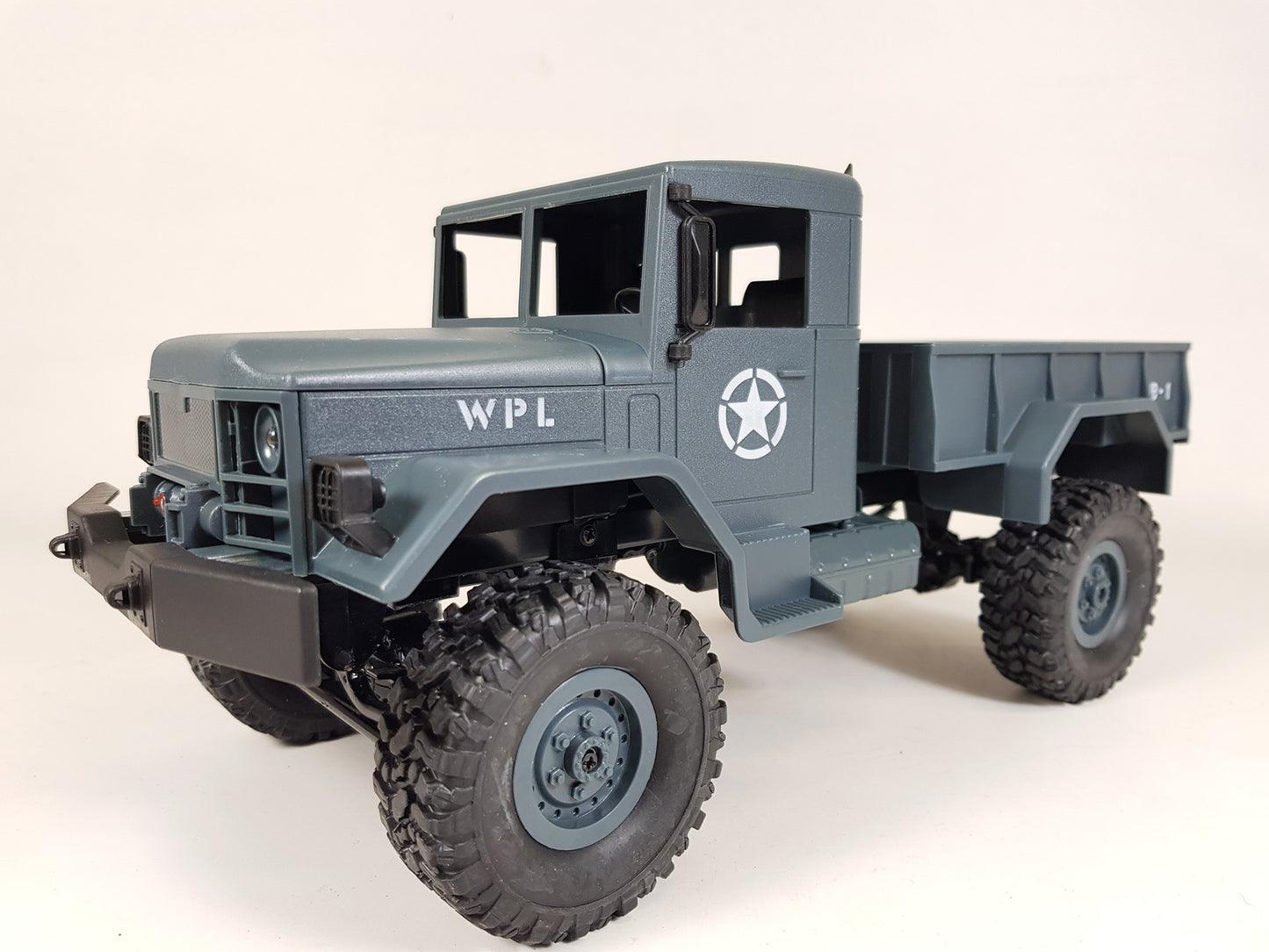 WPL Heng Long 4x4 Radio Control Military Off Road Rock Climbing Willys Jeep Truck Model 4WD US Army
