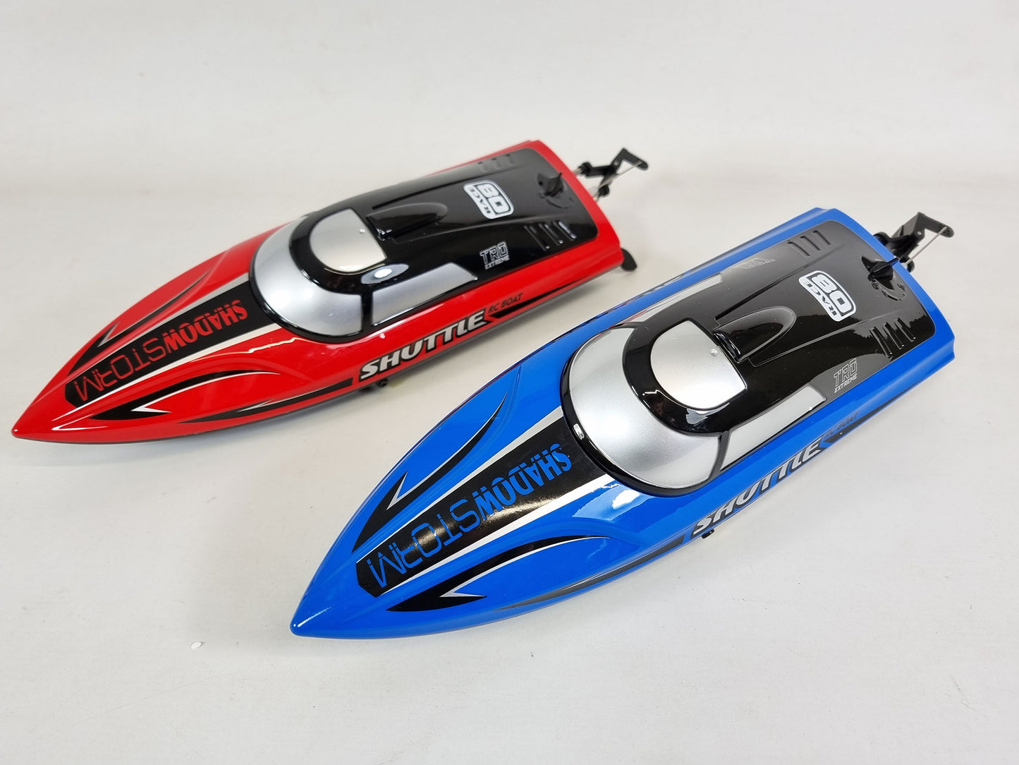 2.4G STORM RC Boat 20mph High Speed Remote Control Racing Ship Water Speed Boat