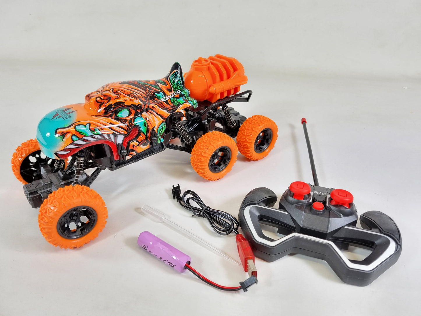 UK Smoking Crocodile Monster Remote Control Off-Road Stunt Car Gesture 4WD Truck