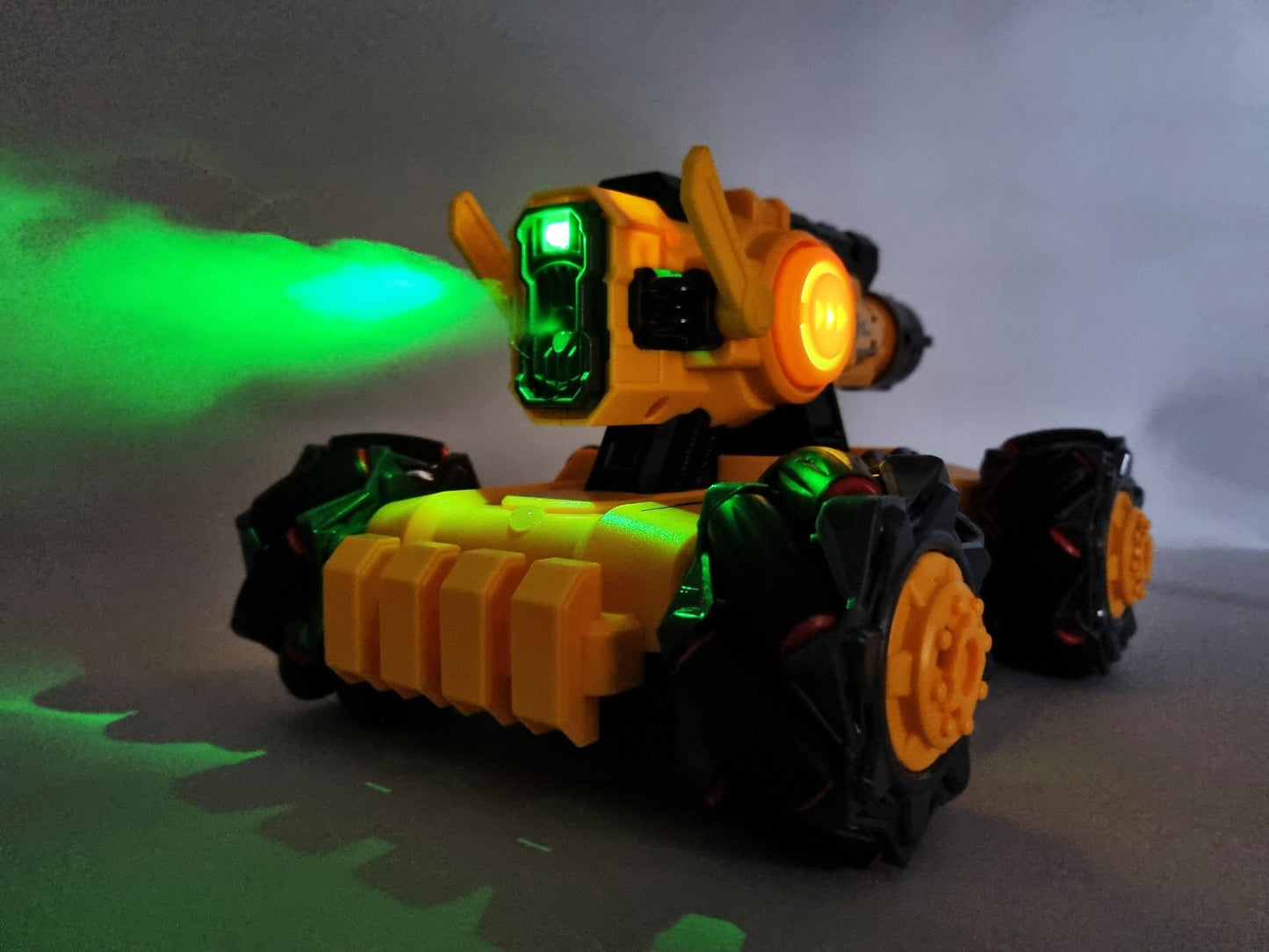 RC Infrared Battle Tank 4WD Drift Set 2 tank Party Fighting Pair Radio Control Models