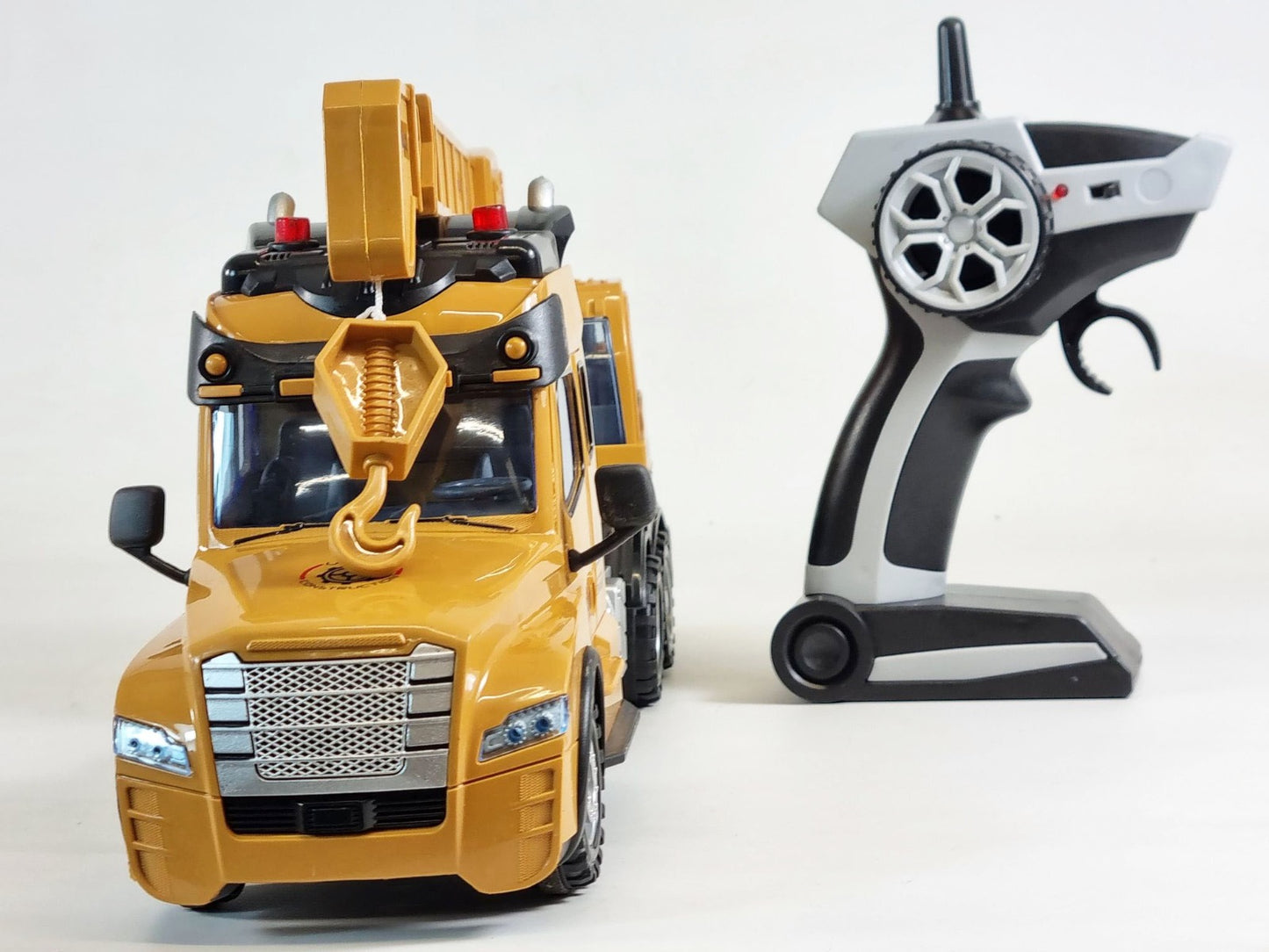 Radio Control Construction Model RC Toy Crane JCB Monster Truck Lorry