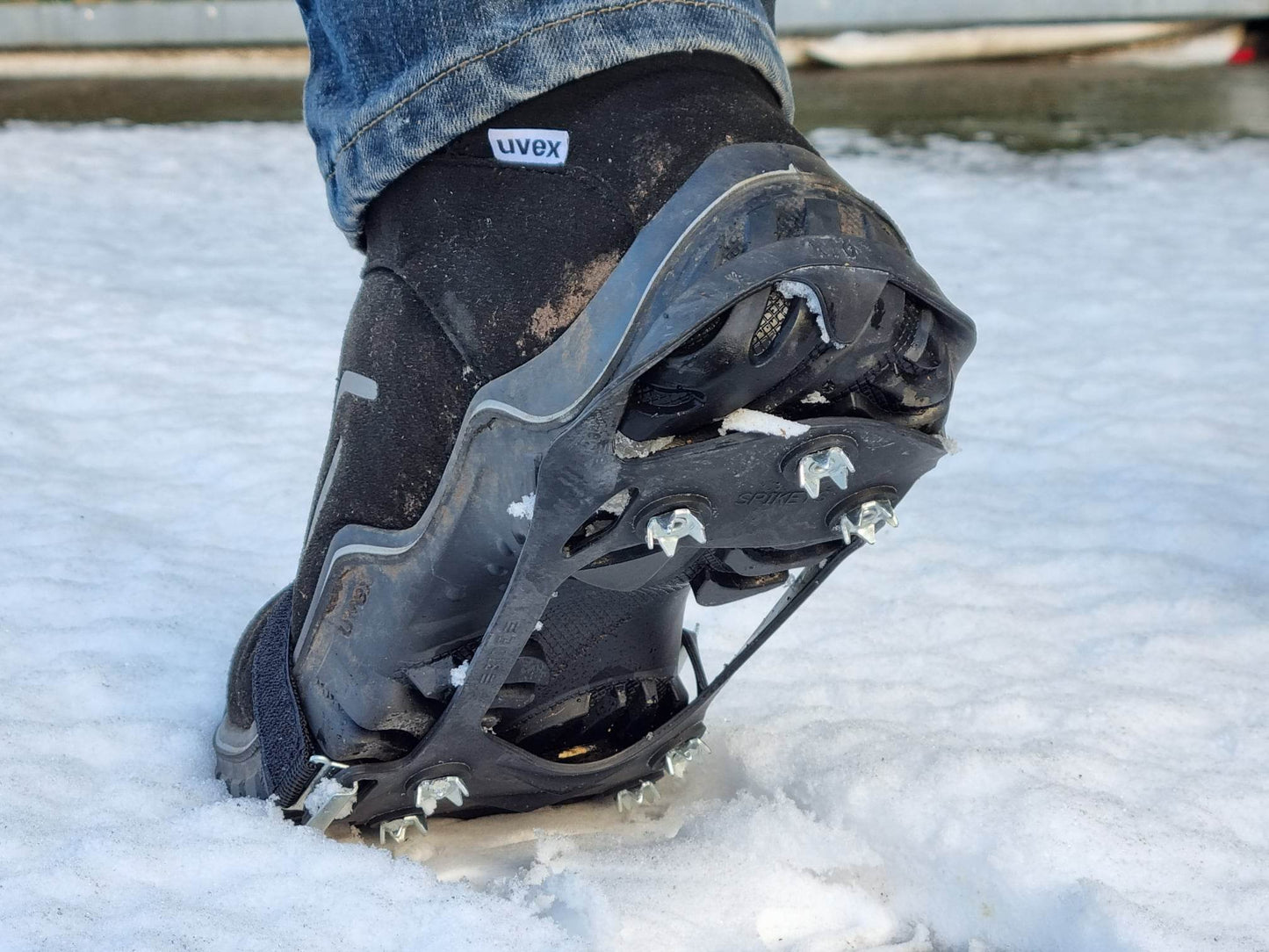 Anti Slip Spikey Snow and Ice Shoe Grips for Winter Hill Terrain Slippery Ground Sleet Show Crampon Cleets